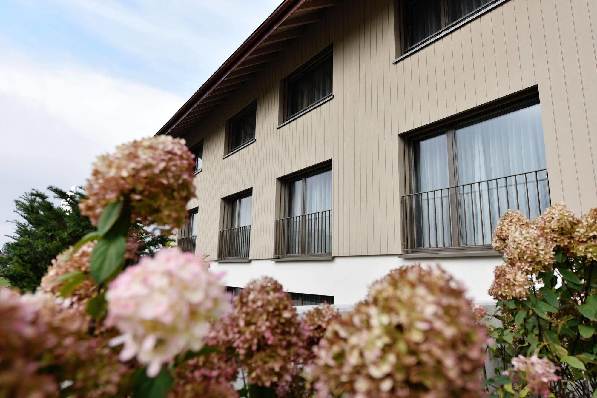Landgasthof Kreuz - Der Zwischenstopp Mit Herz Auf Dem Weg In Den Suede Kappel bei Olten المظهر الخارجي الصورة